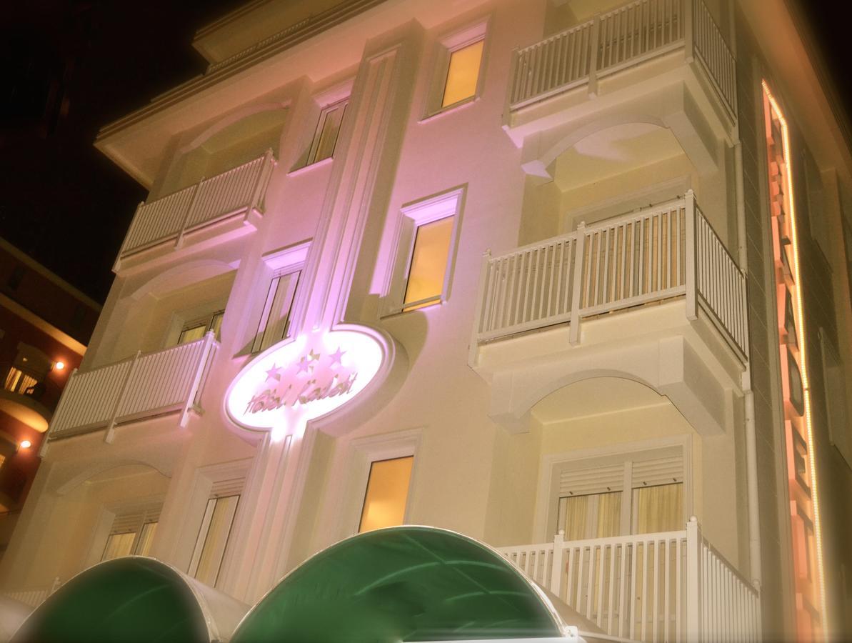 Hotel Kadett Ρίμινι Εξωτερικό φωτογραφία